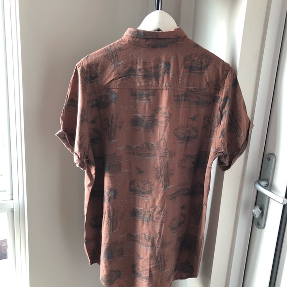 Cotton On short sleeve button up. - Picture 2 of 5